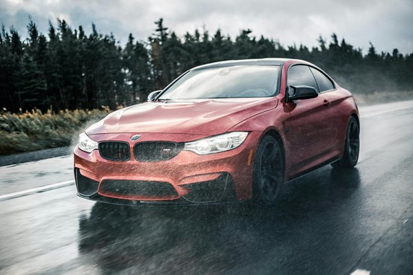 Sécurité des convertibles : l'importance des arceaux de sécurité rétractables en cas de renversement