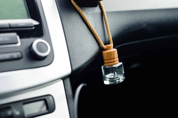 Comment choisir les parfums pour votre voiture ? le guide ultime